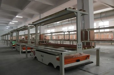 超級(jí)工廠(chǎng)特輯&middot;東鵬瓷磚江門(mén)基地|堅(jiān)持&ldquo;智能制造+綠色生產(chǎn)&rdquo;發(fā)展模式,構(gòu)建行業(yè)綠色智能生態(tài)圈